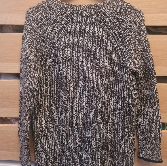 Rag & Bone Knit V Neck Black White Sweater Size Medium - Picture 6 of 8